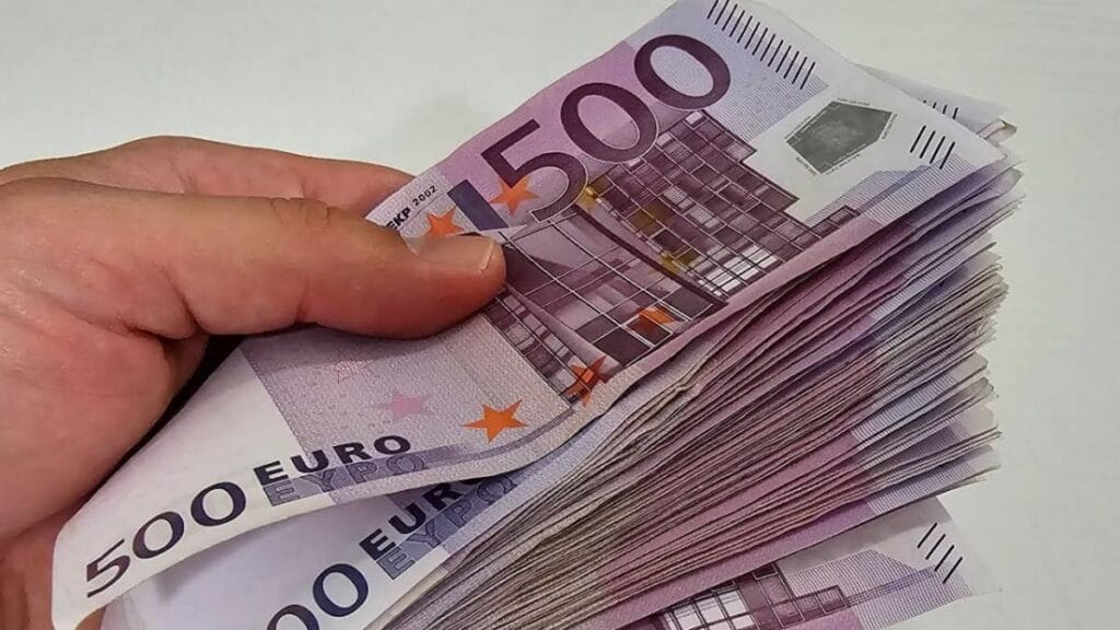 Come risparmiare 500€ al mese senza fare sacrifici